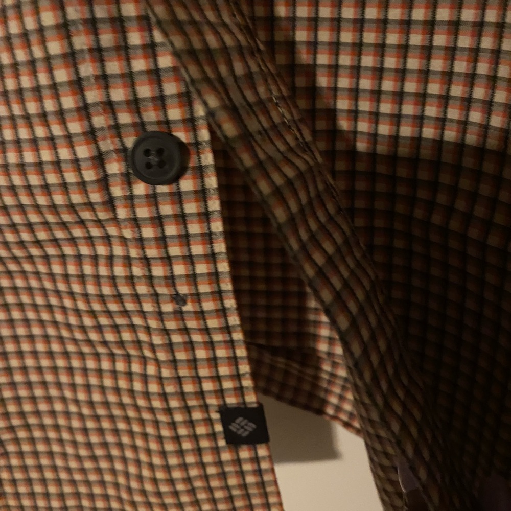 Columbia Men Shirt - Like New - Picture 5 of 6